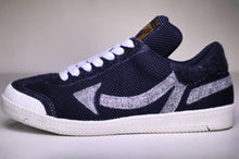 Load image into Gallery viewer, Numbawonz V2 Black w/ Grey Arrow LE