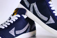 Load image into Gallery viewer, Numbawonz V2 Black w/ Grey Arrow LE