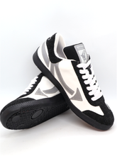 Load image into Gallery viewer, Nylon 3M Numbawonz V2 Pro (size 4)