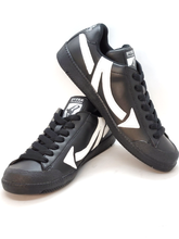 Load image into Gallery viewer, Black 2Step We'z