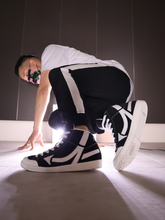 Load image into Gallery viewer, Air 2Stepz (4, 11.5)