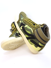 Load image into Gallery viewer, Camo Top Numbawonz V2