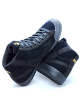 Load image into Gallery viewer, All-Black Air 2Stepz DL w/ Arrow patches
