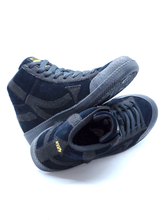 Load image into Gallery viewer, All-Black Air 2Stepz DL w/ Arrow patches

