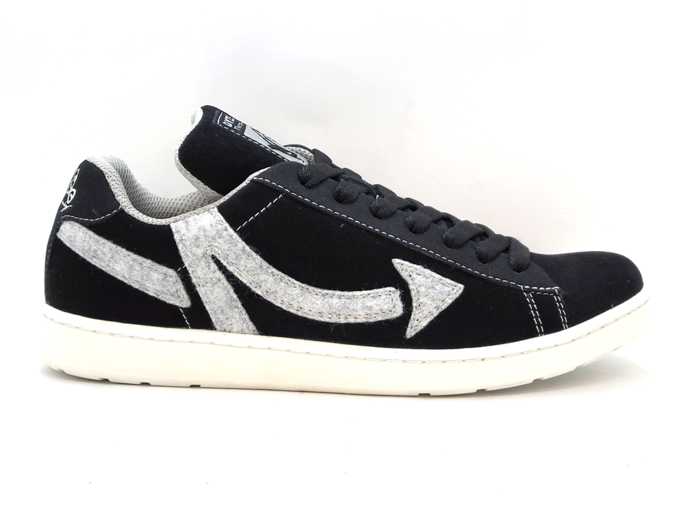 Dyzee Threadz Sneaker Company – Dyzee Threadz & Footworkx